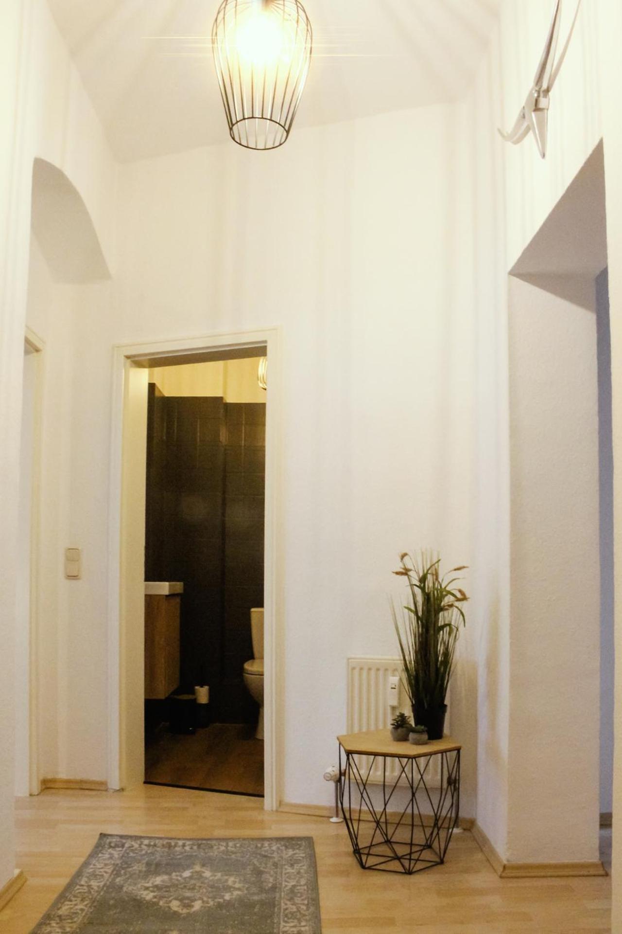 Nuwilu One - Apartment Mit Balkon Im Herzen Erfurts - Magenta Tv- Netflix - Disney Extérieur photo
