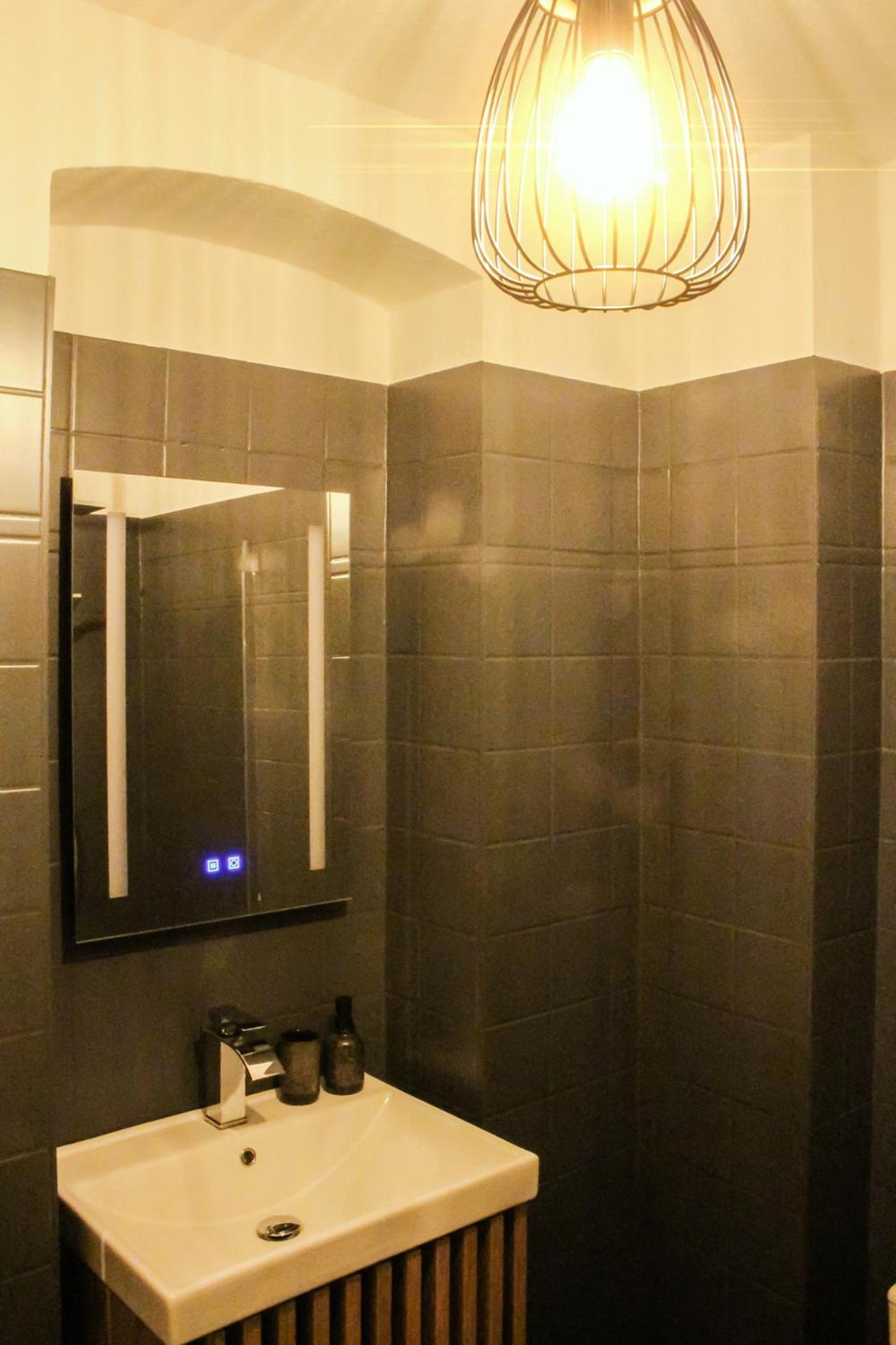 Nuwilu One - Apartment Mit Balkon Im Herzen Erfurts - Magenta Tv- Netflix - Disney Extérieur photo